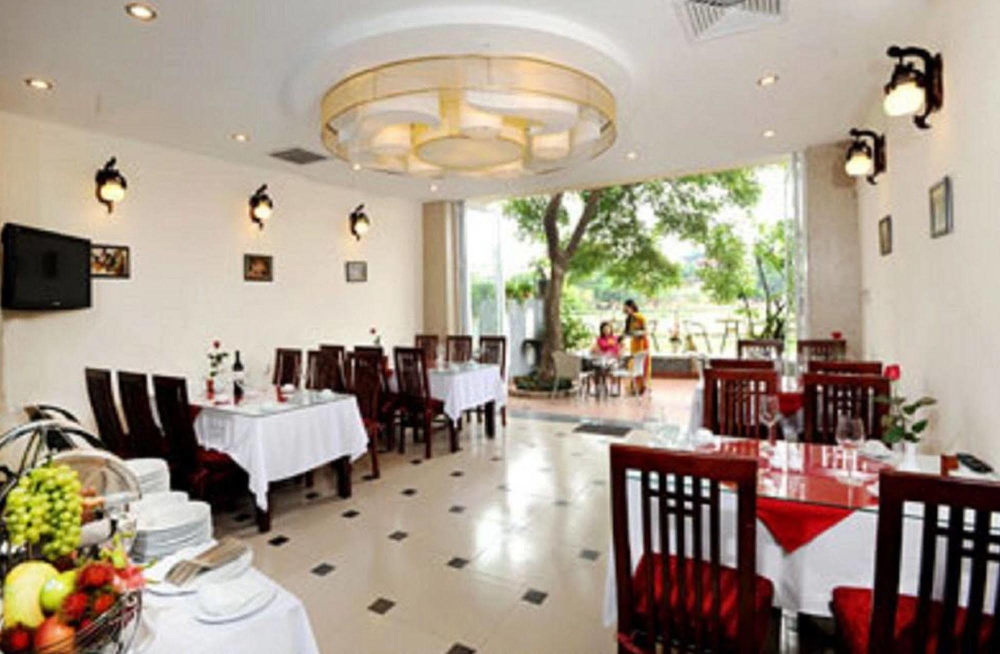 Wild Lotus Hotel - Xuan Dieu Hanoi Exterior photo